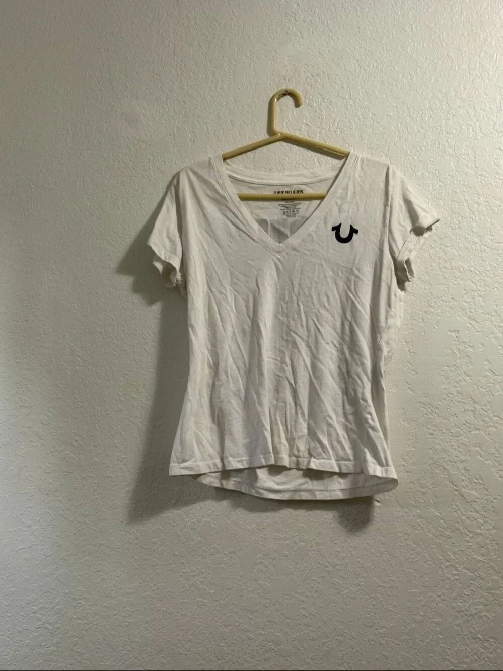 True Religion Women's Crystal Embellished Horseshoe Deep V-Neck Tee T-Shirt XL
